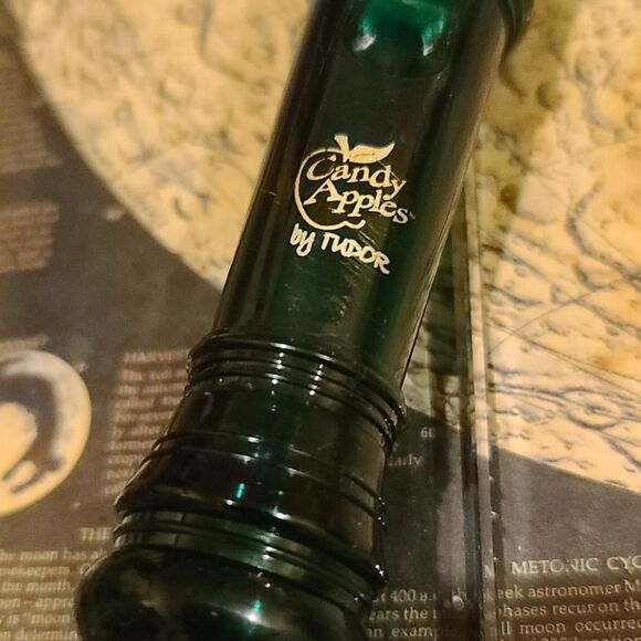 Candy apple Green & Purple Recorder - Picture 2 of 6